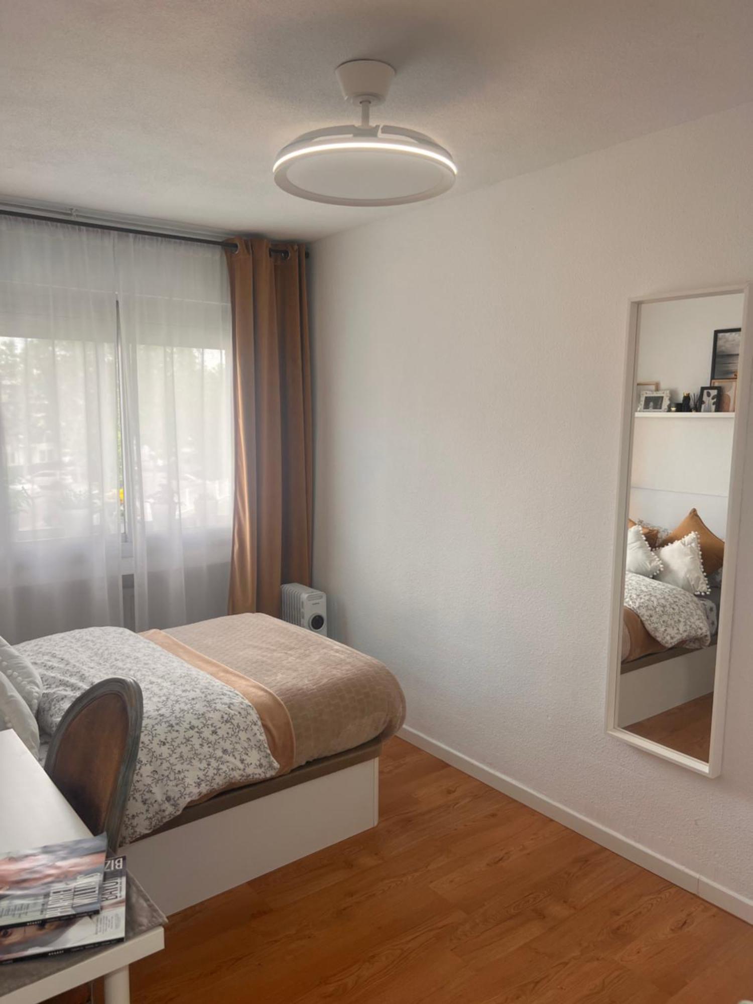 Habitacion En Madrid Luaran gambar