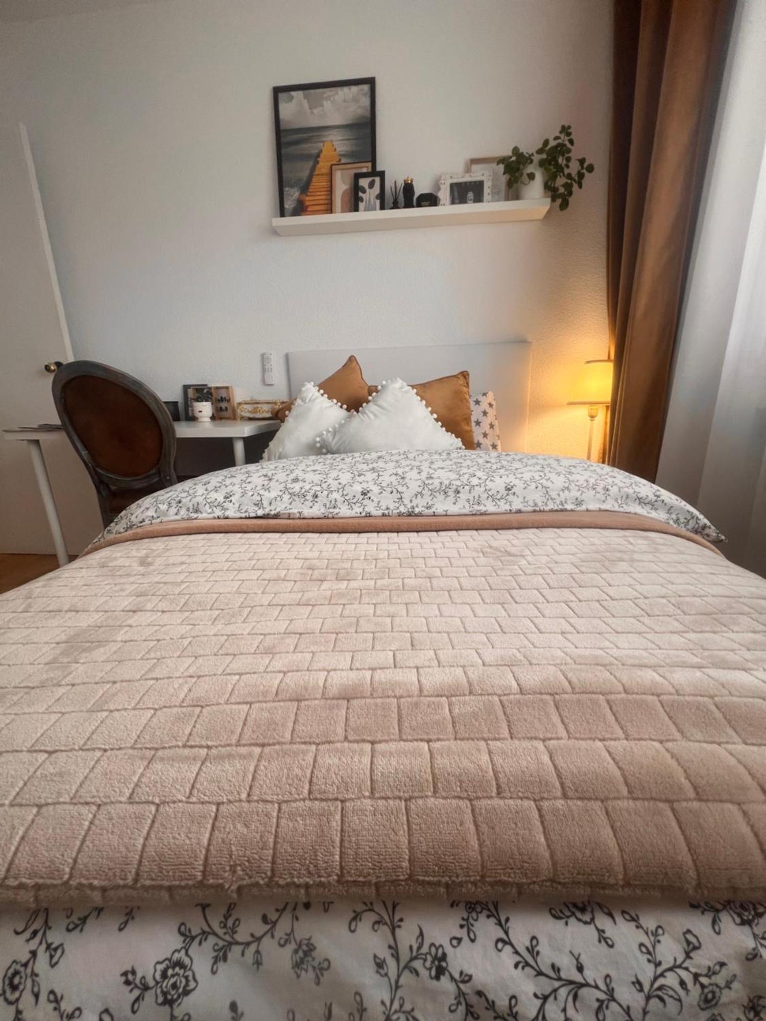 Habitacion En Madrid Luaran gambar